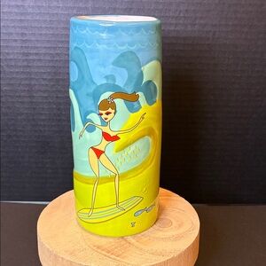 Tikis Grill & Bar Waikiki Hawaii Surfing Girl Ceramic Mug/Vase
